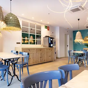 Yomo Bcn Port ** Барселона