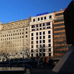 Отель Olivia Plaza Барселона