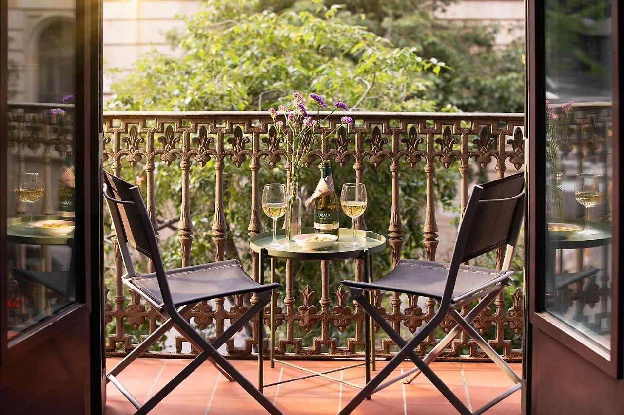 Amra Barcelona Caspe Guest House