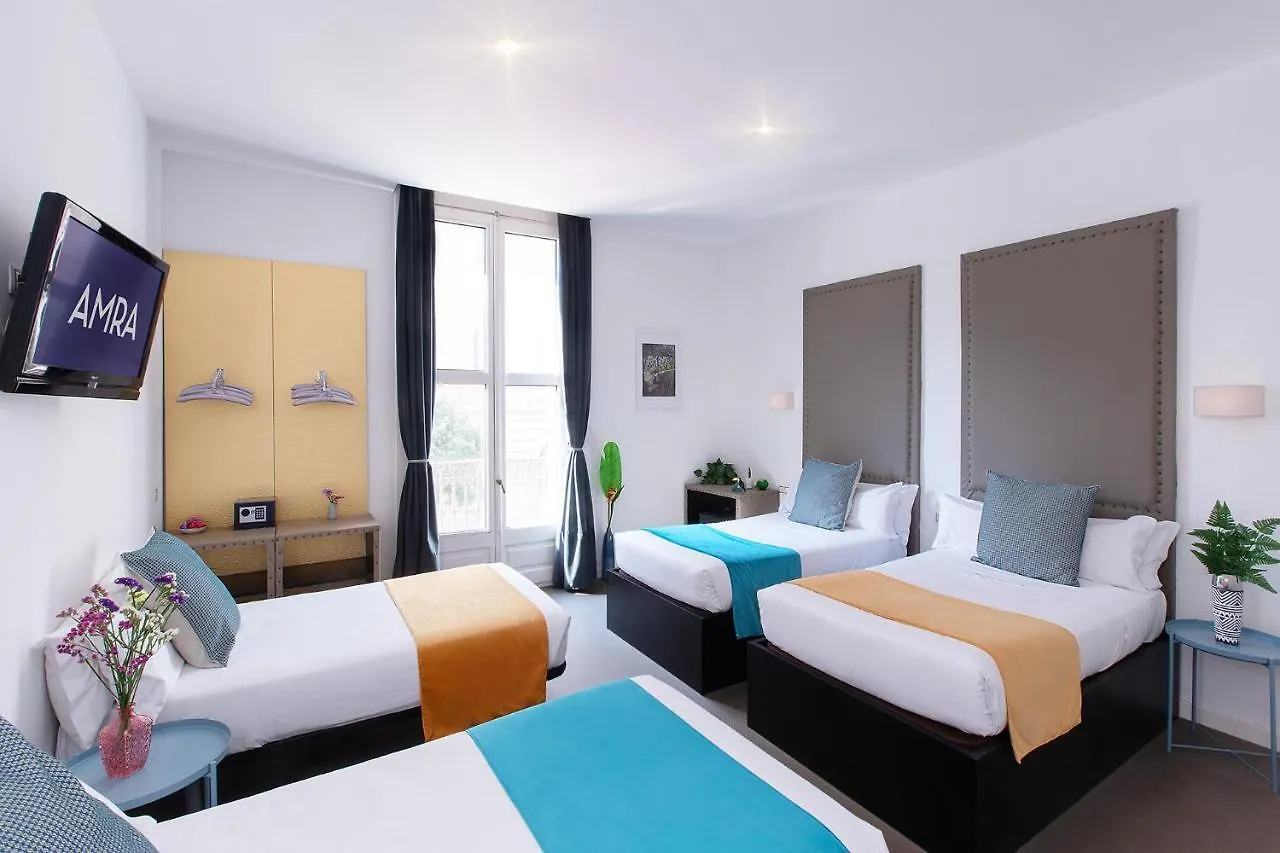 **  Amra Barcelona Caspe Guest House Spain