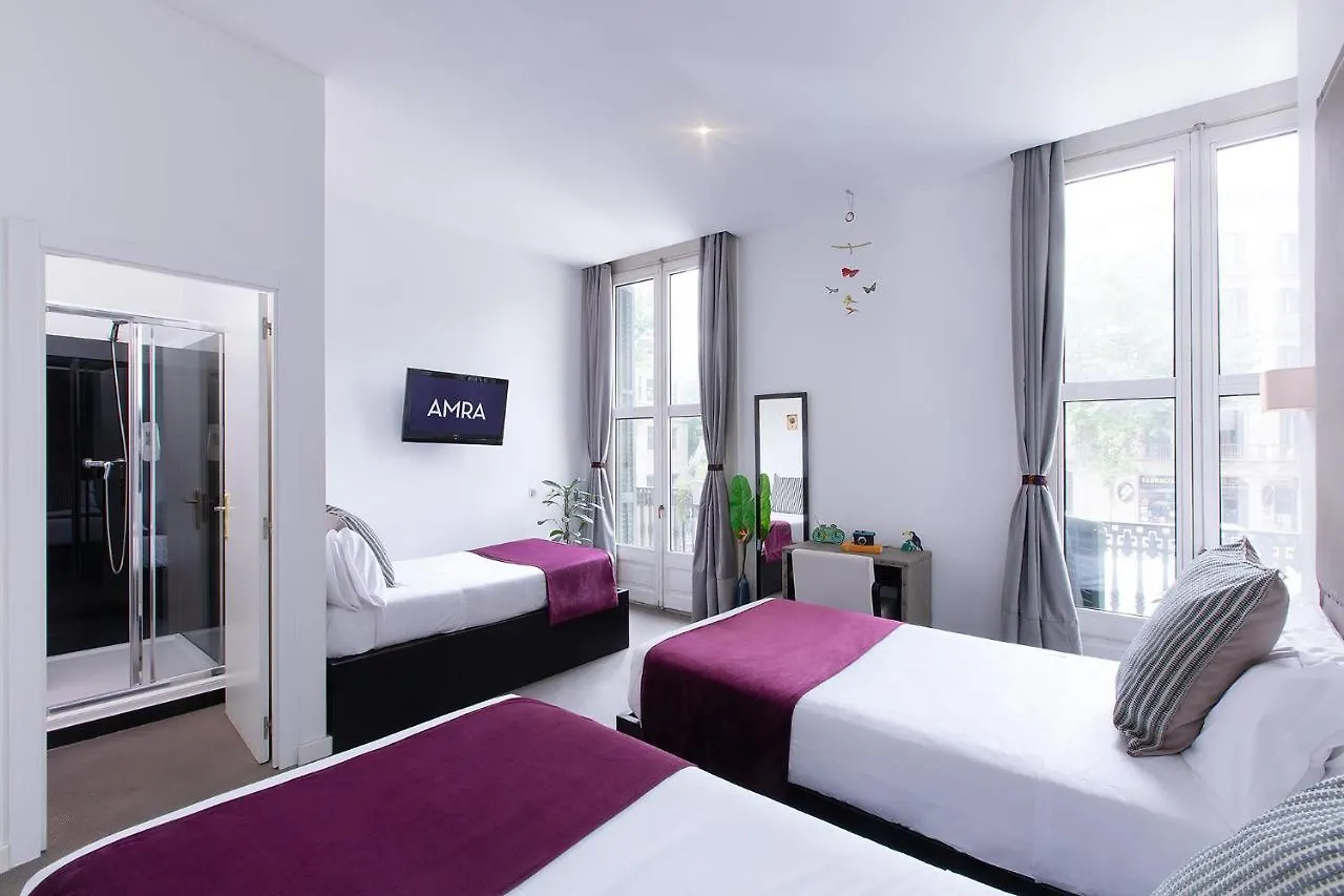 Amra Barcelona Caspe Guest House