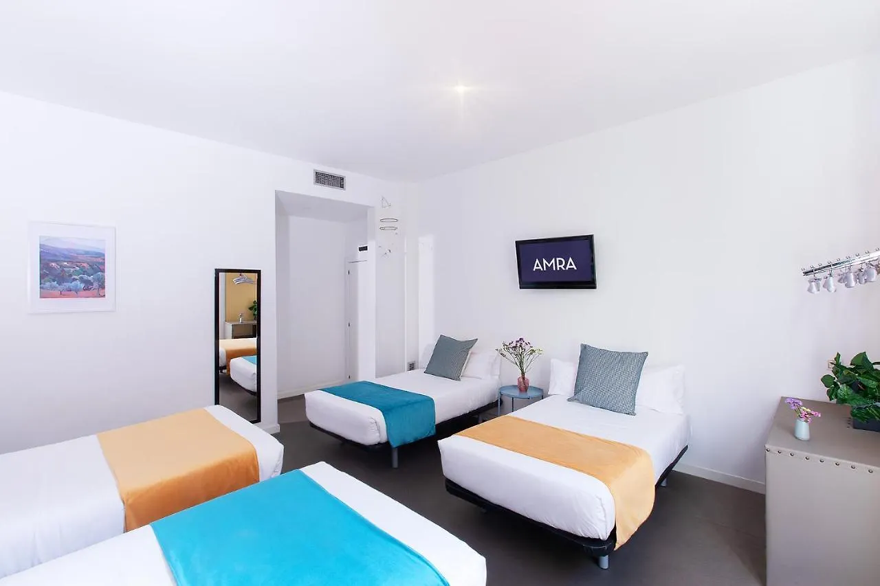 Amra Barcelona Caspe Guest House