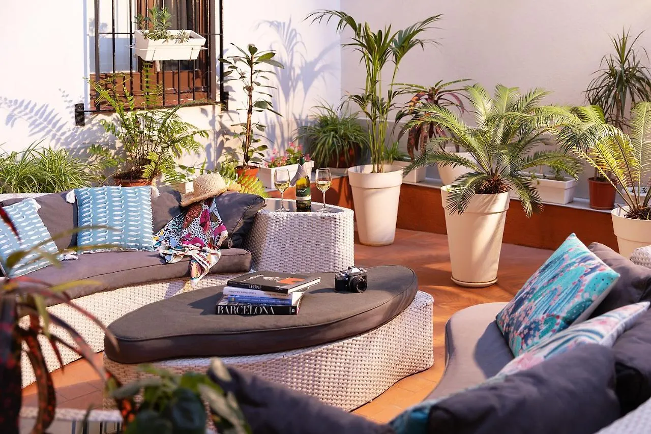 Amra Barcelona Caspe Guest House